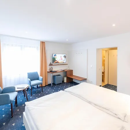 Adler Post 3* 施韦青根