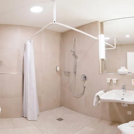 Adler Post Hotel 3*